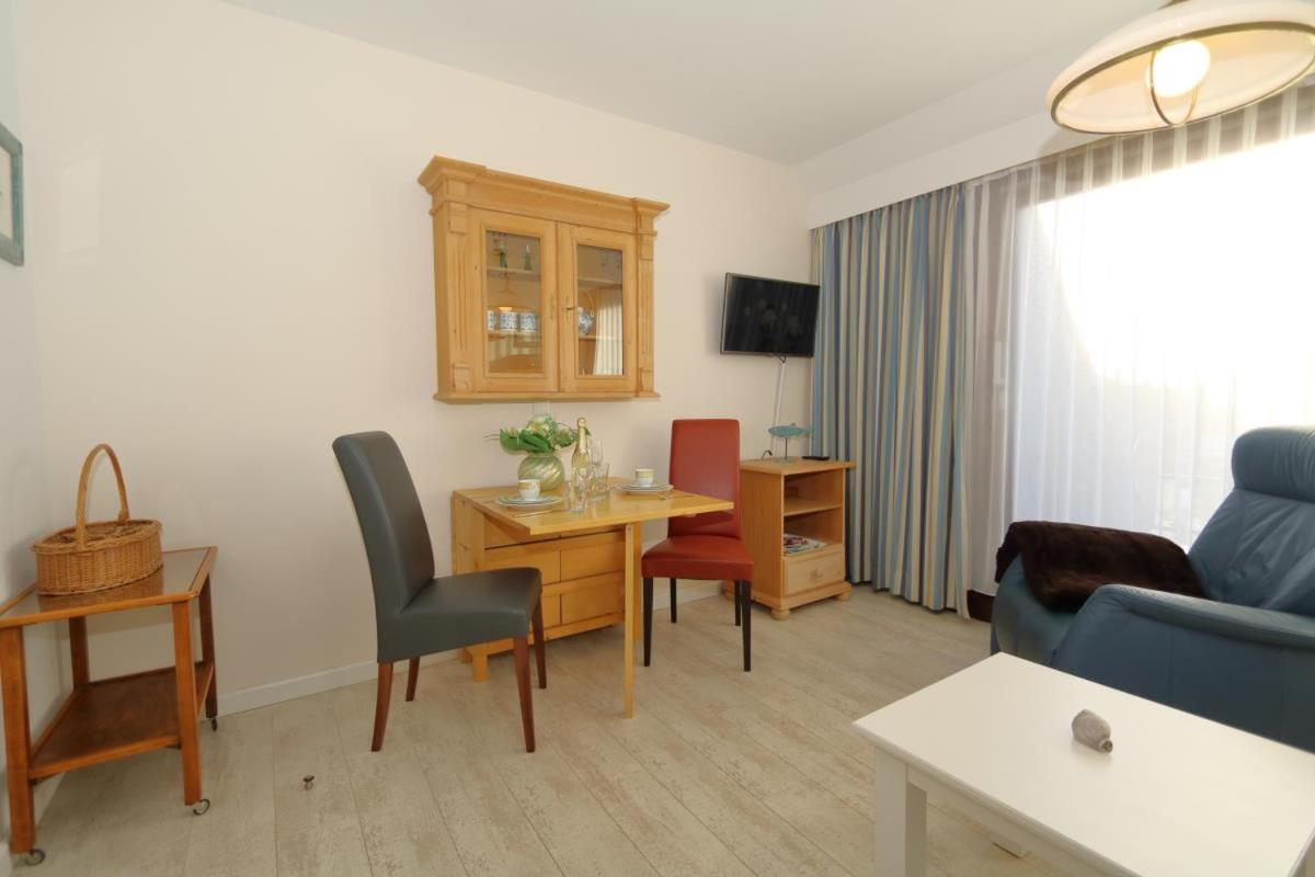 Koehler Am Dorfteich Appartement Wenningstedt-Braderup Buitenkant foto